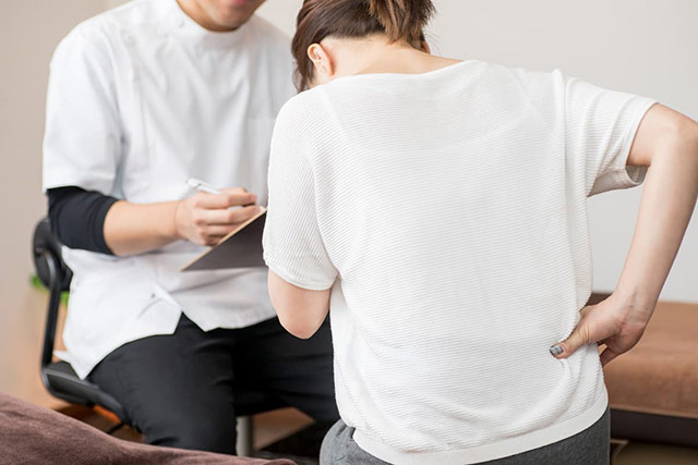 腰痛