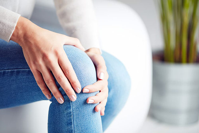 40代の膝が痛い原因とは？変形性膝関節症についても紹介！